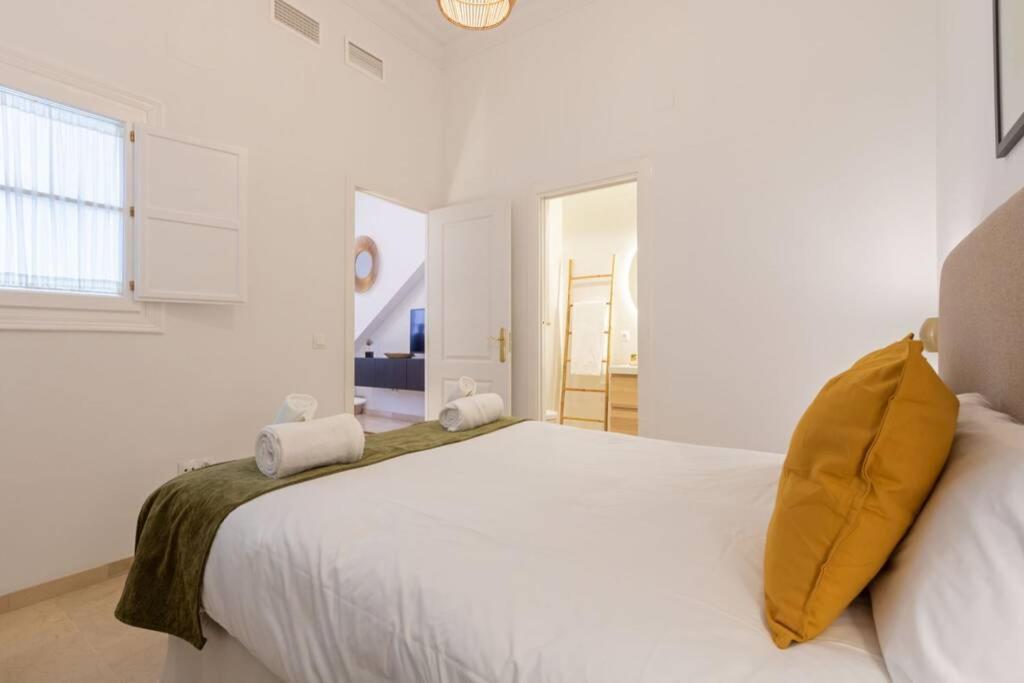 Mumu Luxury Suite Lirio Sevilla Exterior foto